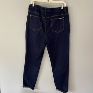 CHICO'S NWT So Slimming Size 2 Girlfriend Ankle 28 inch Dark Wash